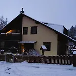 4 Personen Im Wald Mit Kamin, 84m², 3 Apartamento *