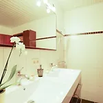 4 Personen Im Wald Mit Kamin, 84m², 3