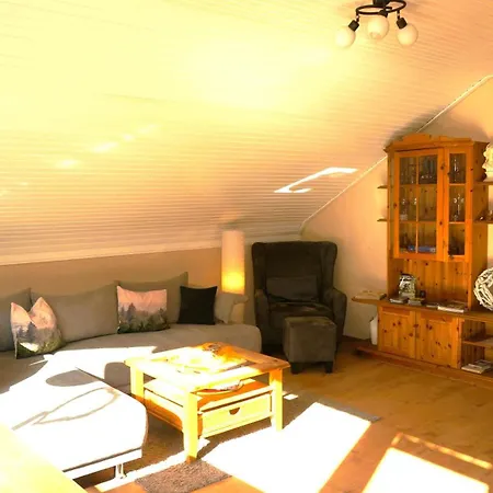4 Personen Im Wald Mit Kamin, 84m², 3 *