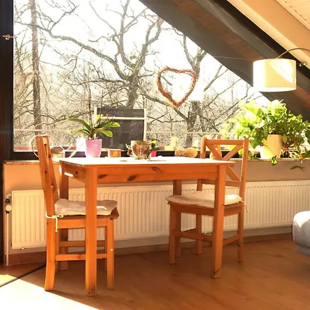 4 Personen Im Wald Mit Kamin, 84m², 3