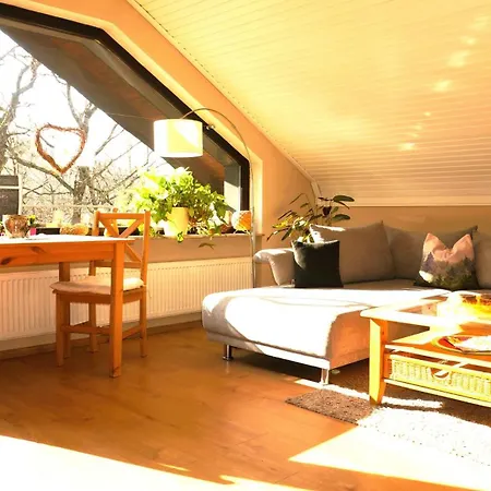4 Personen Im Wald Mit Kamin, 84m², 3