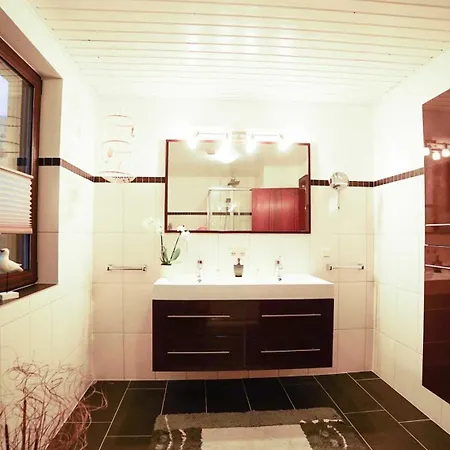 Apartmán 4 Personen Im Wald Mit Kamin, 84m², 3 *