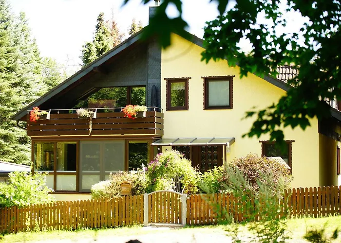 4 Personen Im Wald Mit Kamin, 84m², 3
