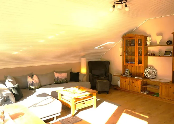 4 Personen Im Wald Mit Kamin, 84m², 3 *